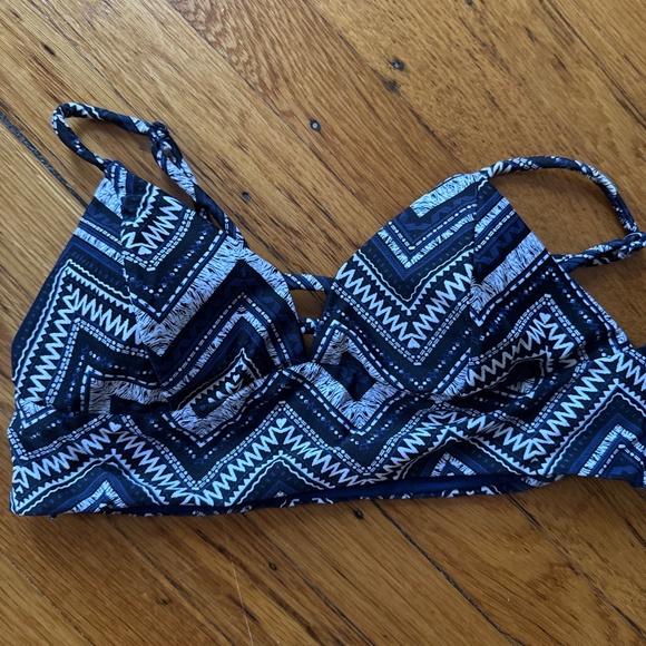 Bathing Suit Tops/Bottoms - Picture 5 of 5